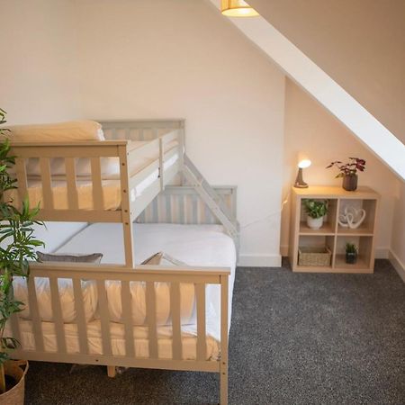 Principality Suites; Three Bed By Property Promise カーディフ エクステリア 写真
