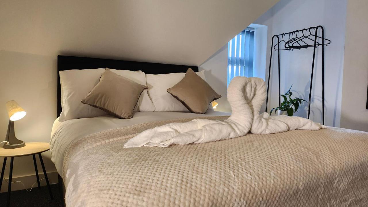 Principality Suites; Three Bed By Property Promise カーディフ エクステリア 写真