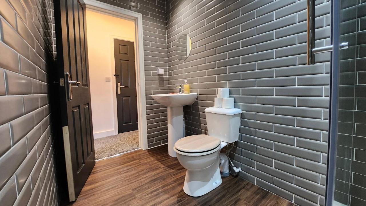 Principality Suites; Three Bed By Property Promise カーディフ エクステリア 写真