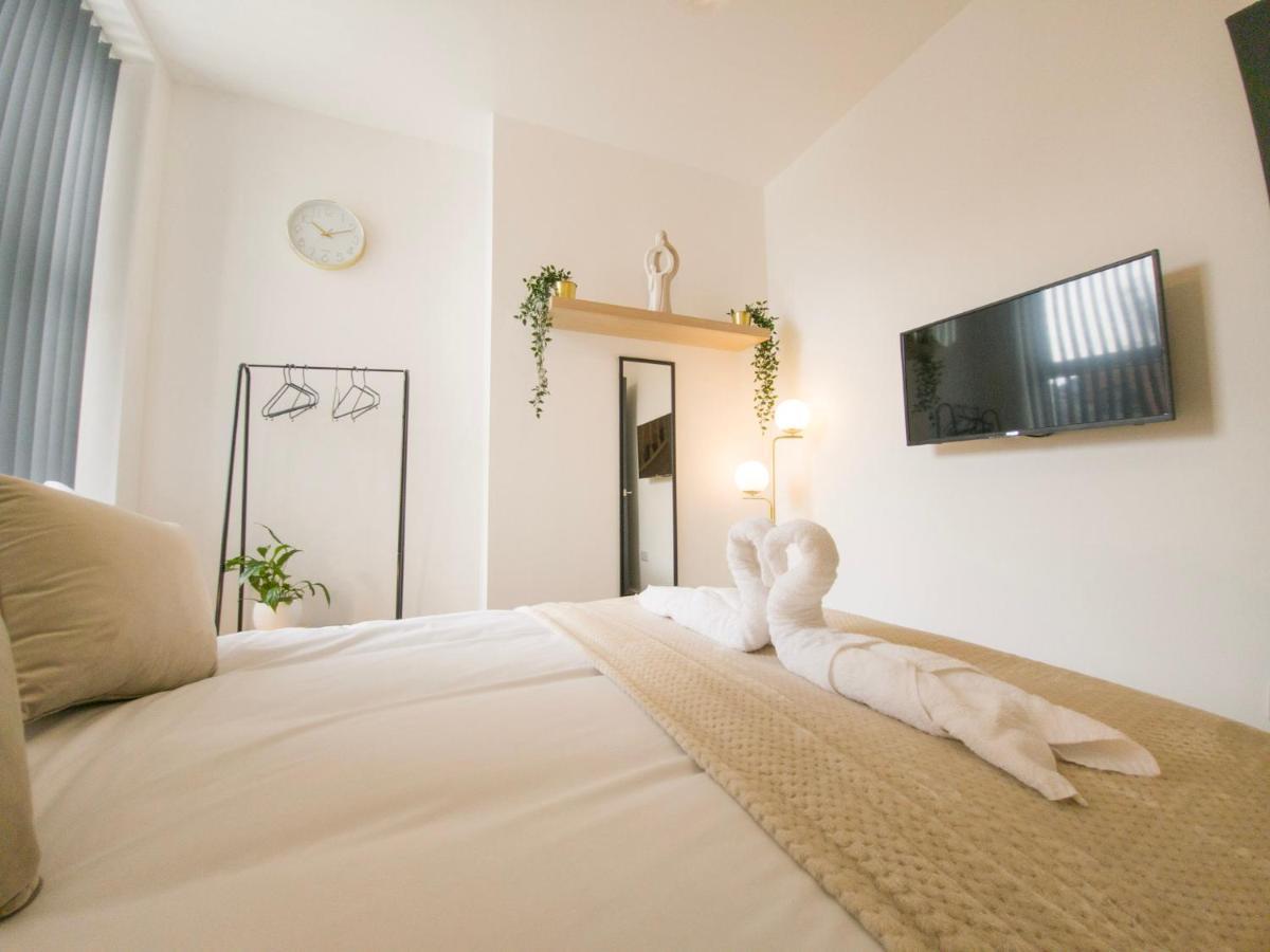 Principality Suites; Three Bed By Property Promise カーディフ エクステリア 写真