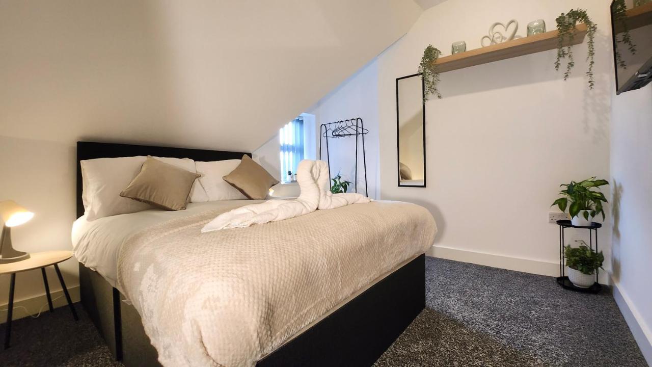 Principality Suites; Three Bed By Property Promise カーディフ エクステリア 写真