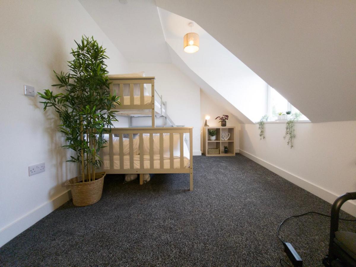 Principality Suites; Three Bed By Property Promise カーディフ エクステリア 写真
