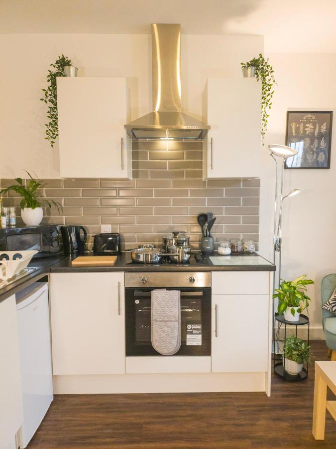 Principality Suites; Three Bed By Property Promise カーディフ エクステリア 写真