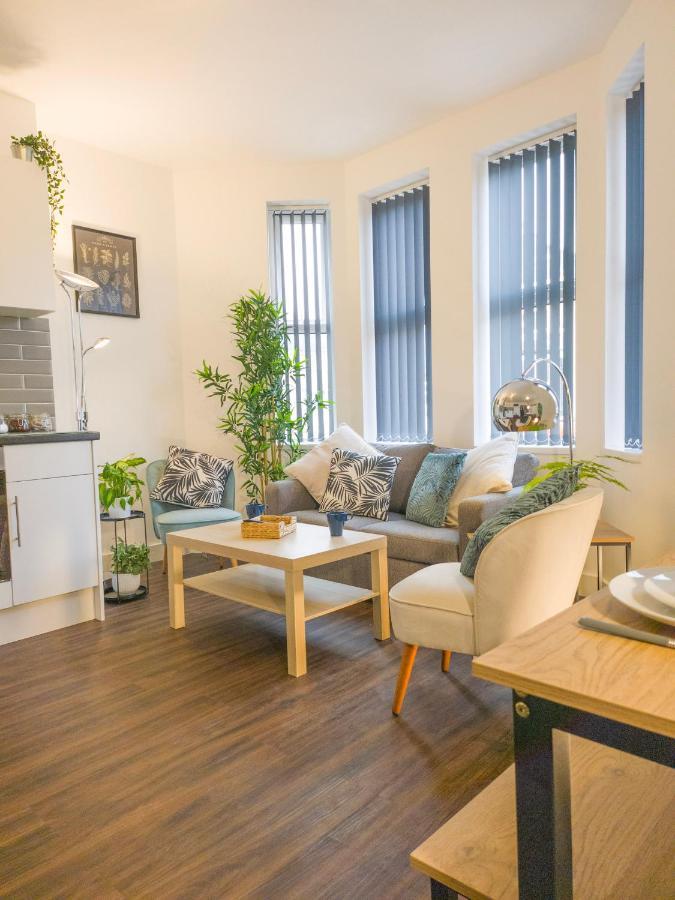 Principality Suites; Three Bed By Property Promise カーディフ エクステリア 写真